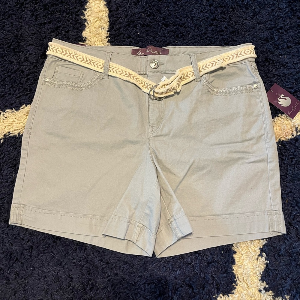 Gloria Vanderbilt Shorts